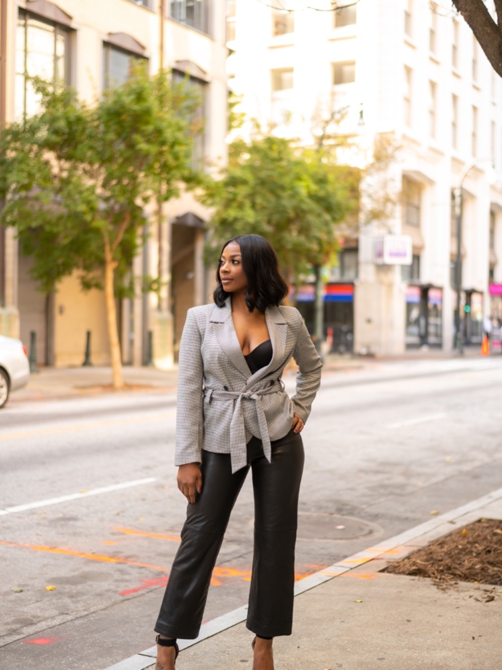 Moda Spiegel Houndstooth Belted Blazer - Picture 3 of 11